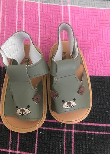 Erkek Çocuk Ayı Figürlü Kahverengi Sandalet