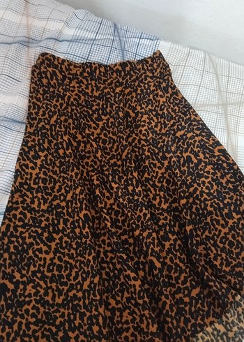 s Beden Dökümlü Leopar Asimetrik Kesim Etek