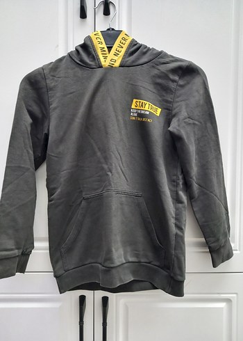 Gri Kapüşonlu Erkek Çocuk Sweatshirt