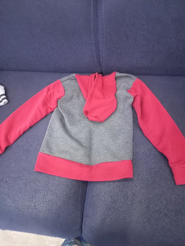 Erkek Çocuk Gri-Kırmızı Kapüşonlu Sweatshirt - Görsel 2