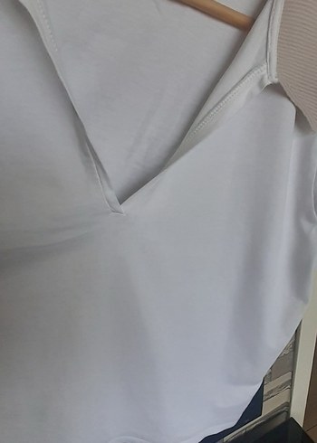 Gri Yakalı Beyaz Kadın Mini Tişört - Görsel 6