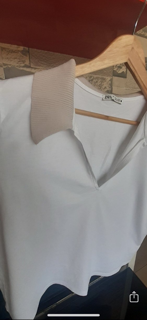 Gri Yakalı Beyaz Kadın Mini Tişört - Görsel 4