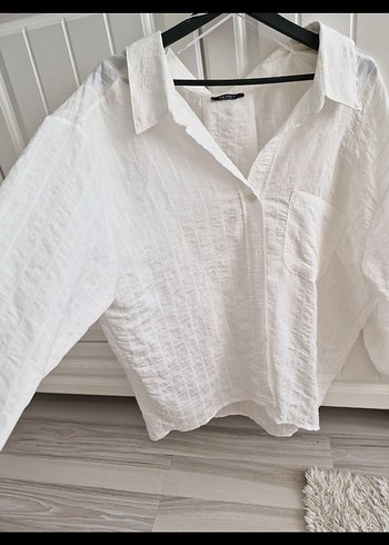 Beyaz Düğmeli Salaş Gömlek - Görsel 2