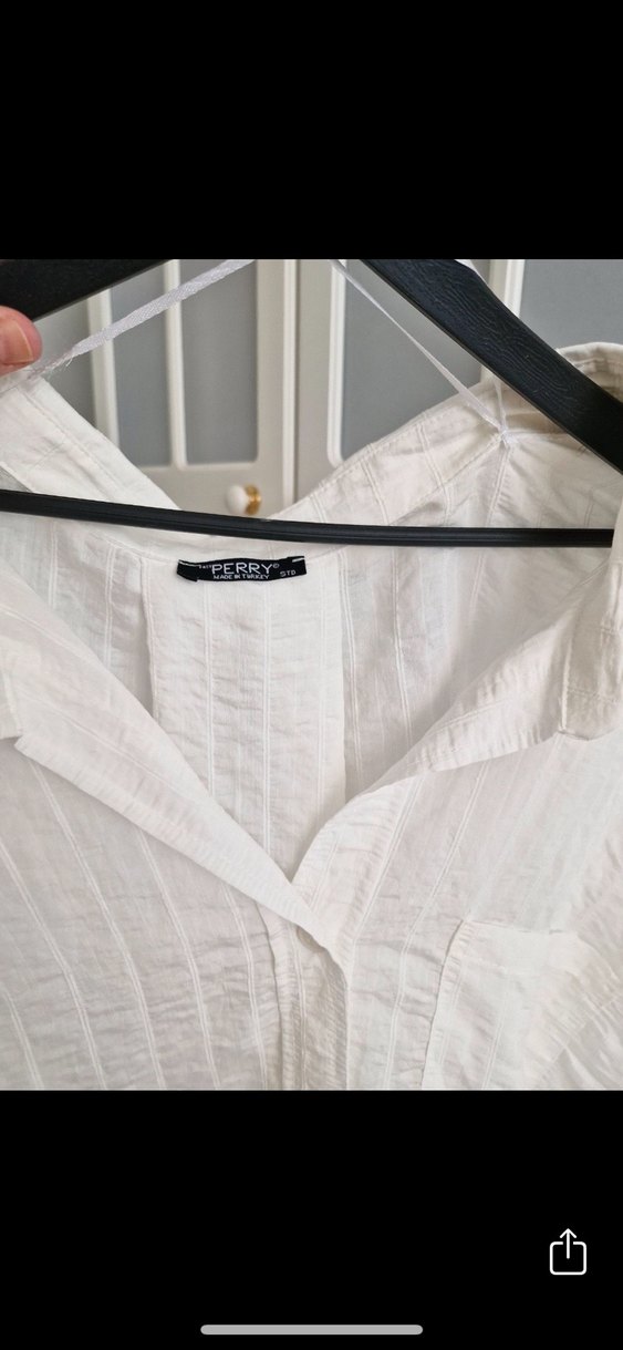 Beyaz Düğmeli Salaş Gömlek - Görsel 3