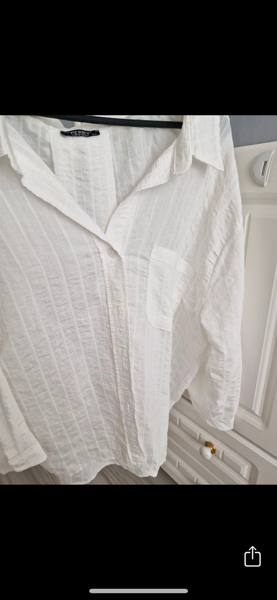 Beyaz Düğmeli Salaş Gömlek - Görsel 4