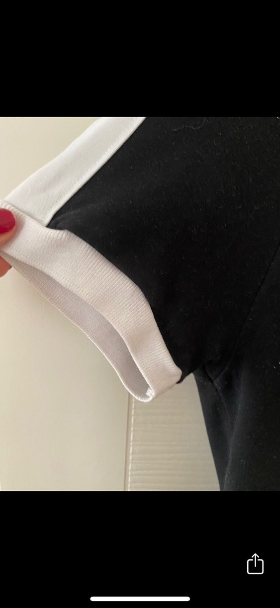 Siyah polo Yaka Kısa Kollu Kadın Tişört - Görsel 3