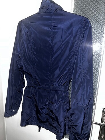 sezonluk yapmurluk ceket - Görsel 2