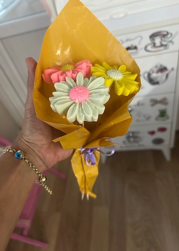 Sarı Dantel Detaylı Bohem Çiçek demet sabun - Görsel 2