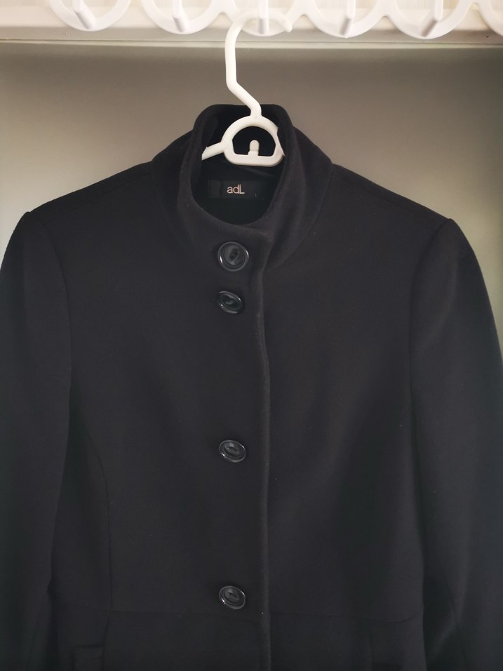 ADL Düğmeli Siyah Kadın Kaban - Görsel 3