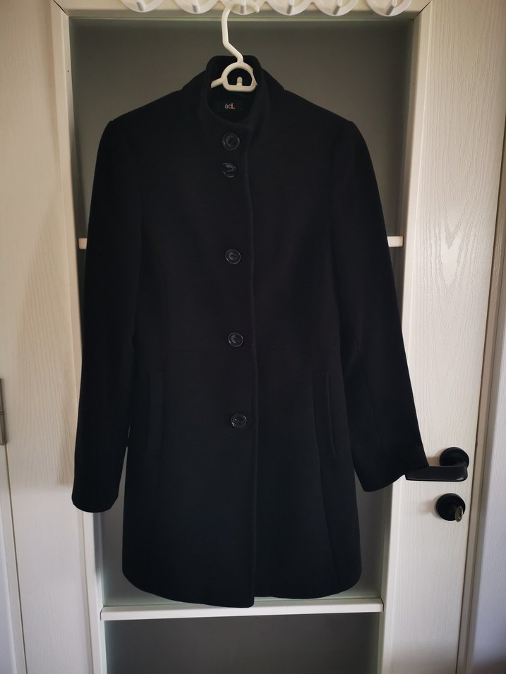 ADL Düğmeli Siyah Kadın Kaban - Görsel 2