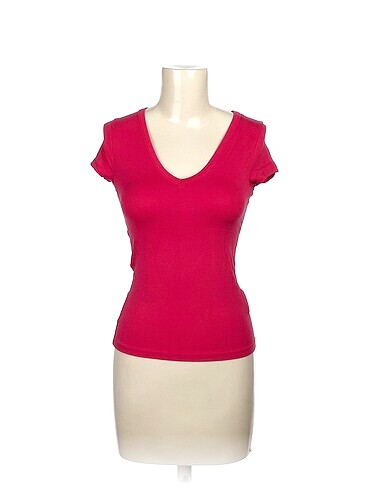 Twist T-shirt %70 İndirimli.