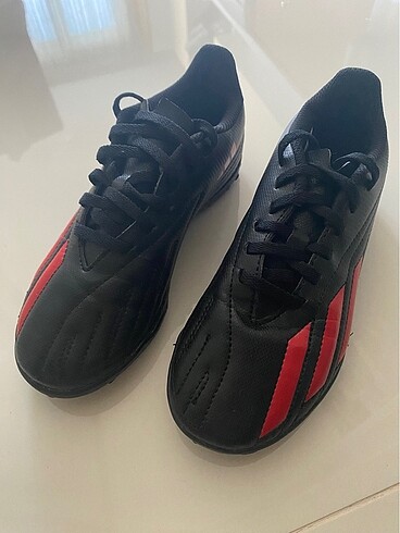 Adidas halı saha ayakkabısı