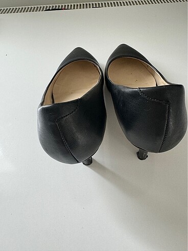 Polaris Siyah topuklu ayakkabı