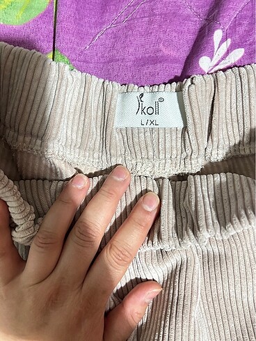 Krem kadifeli yumuşak pantolon