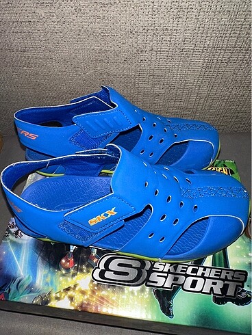 33 Beden mavi Renk skechers cocuk sandalet