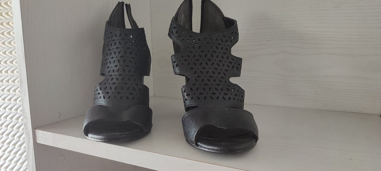 Kemerli Siyah Gotik Dolgu Topuklu Kadın Ayakkabı - Görsel 2