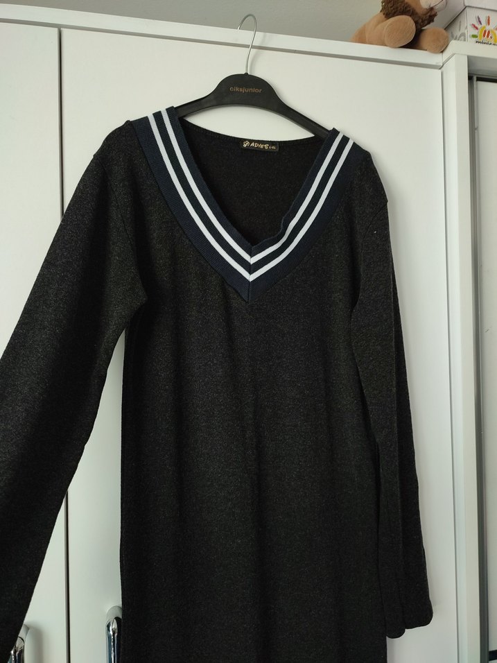 V Yaka Uzun Kollu Triko Siyah Elbise - Görsel 2