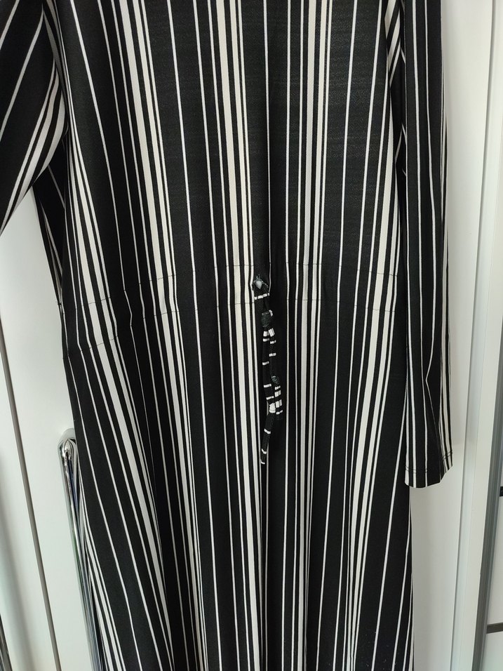 Diger Kadın Siyah Çizgili Uzun Elbise - Görsel 3