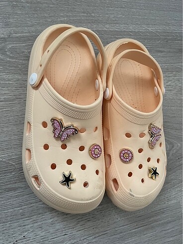 Crocs terlik