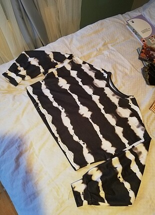 Batik Sweatshirt