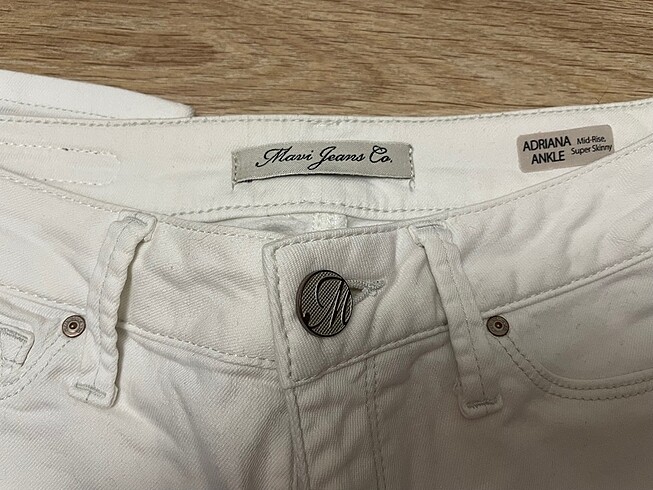 34 Beden Mavi beyaz jean