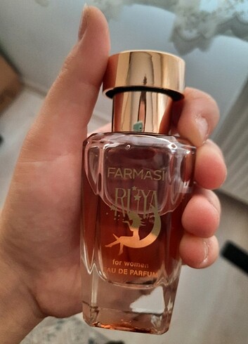 PARFÜM FARMASİ