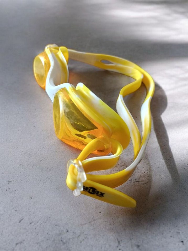 Sarı Renk Çocuk Yüzücü Gözlüğü - Görsel 3