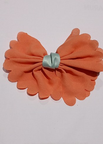 Fiyonk Detaylı Kadın Toka - Görsel 2