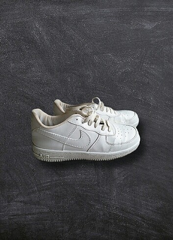 Beyaz Renk Nike Ayakkabı