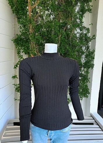 LC Waikiki Yarım Balıkçı Yaka Body/Sweatshirt