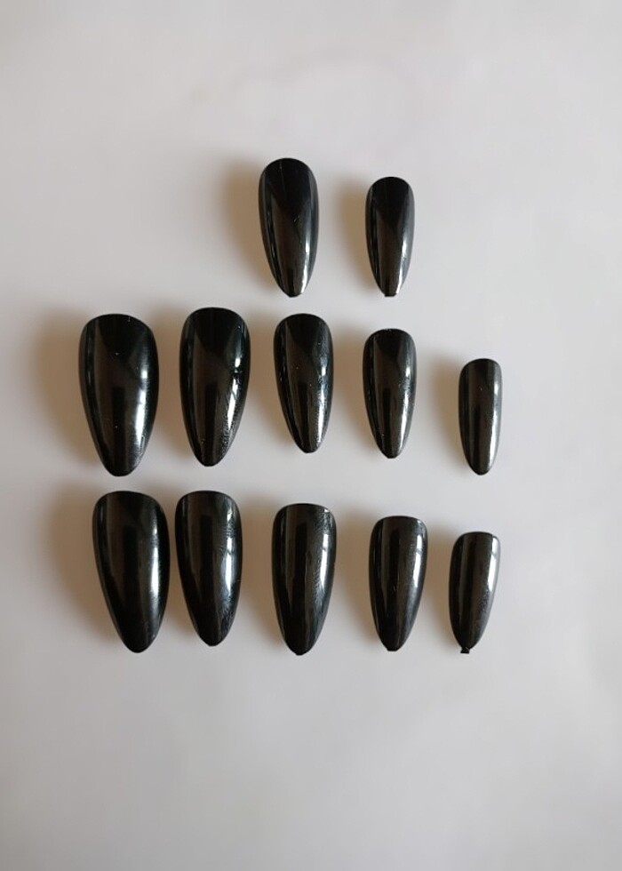 12'li Siyah Kadın Takma Tırnak - Görsel 3
