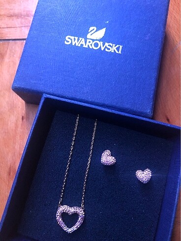 SWAROVSKI taşlı kolye küpe set