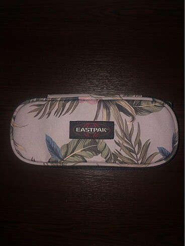 Eastpak kalem kutu