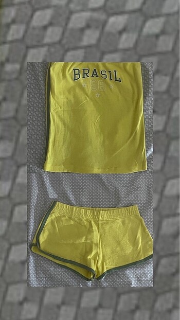 Subdued straplez brasil crop ve şort takım