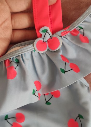 LC Waikiki Kız Çocuk Kiraz Desenli Fırfırlı Mayo