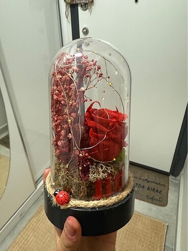 Fanuslu Ledli güllü süs - Görsel 2