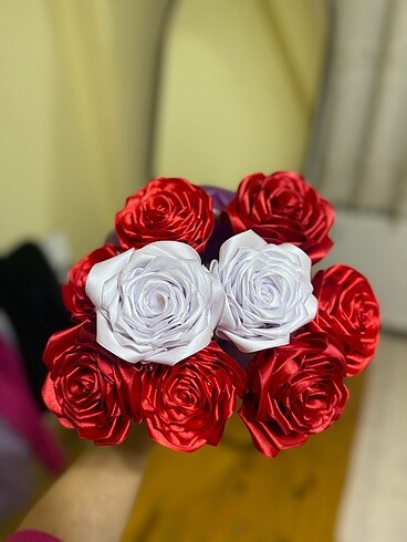 Kurdeleden gül yapımı - Görsel 17