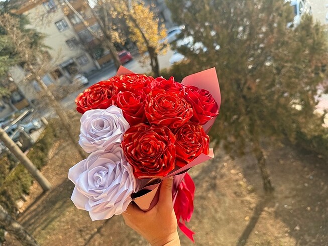 Kurdeleden gül yapımı - Görsel 19