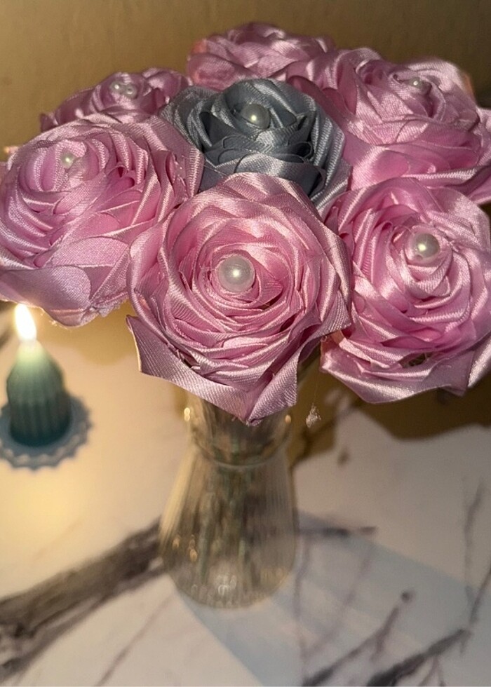 Kurdeleden gül yapımı - Görsel 2