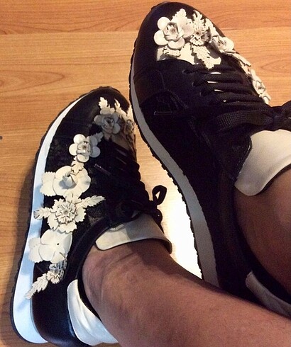 40 Beden Motifli Şık Sneakers
