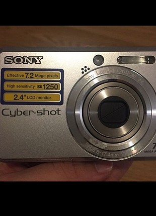 Sony dijital fotograf makinesi