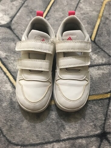 Adidas 26,5 kız çocuk ayakkabısı