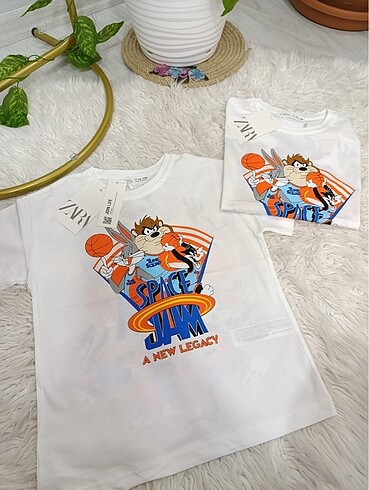 Space jam çizgi karakter tişört