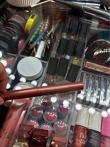 Diğer LYKD Gleam LipFluid Dudak Parlatıcısı