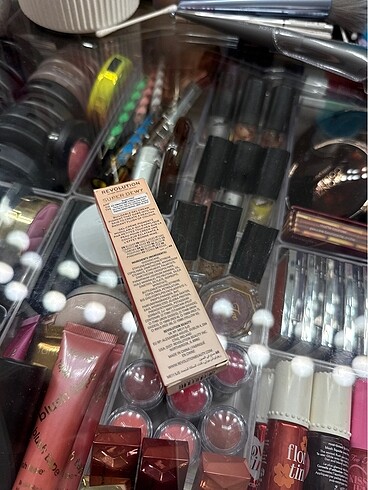 Revolution Revolution Super Dewy Likit Allık