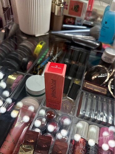 Benefit Cosmetics Benefit tint mat grup