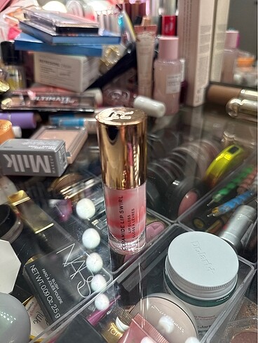Revolution Revolution gloss