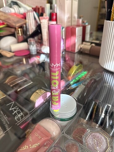 Nyx Slick Click Fat Oil