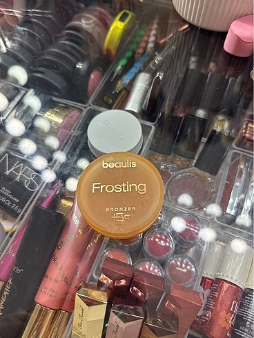 Beaulis bronzer