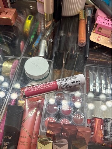 Wet n wild Wet n wild cloud pout lip mousse